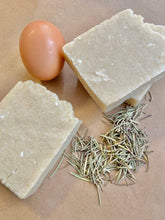 Load image into Gallery viewer, Natural Shampoo Bar with African Hair Growth Herbs | Egg | Yogurt | Apple Cider Vinegar
