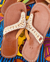 Load image into Gallery viewer, Ninsiima Tanzania Coastal Maasai Beaded Sandals with FREE Tote Bag
